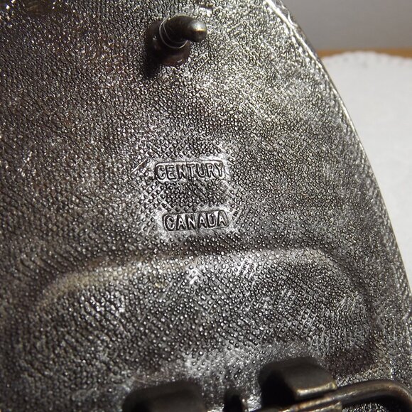 Gold and Black "Easy Does It" Belt Buckle - Picture 8 of 10